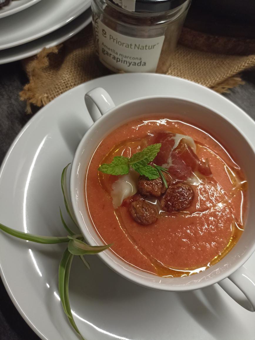 SALMOREJO AMB AMETLLES GARAPINYADES